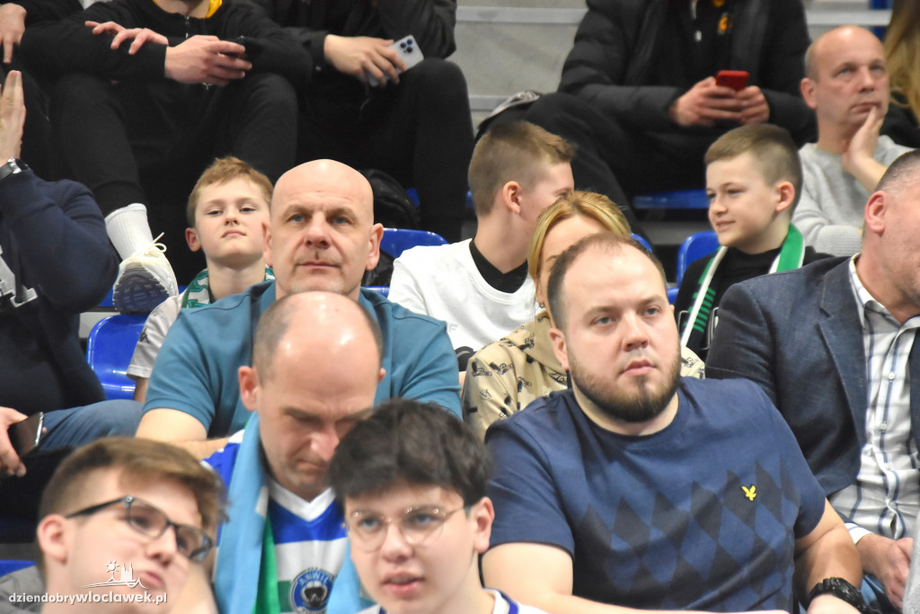 Kibice na meczu z Tartu Ülikool
