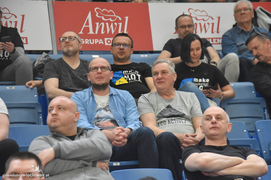 Kibice na meczu z Tartu Ülikool