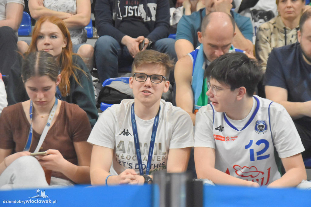Kibice na meczu z Tartu Ülikool