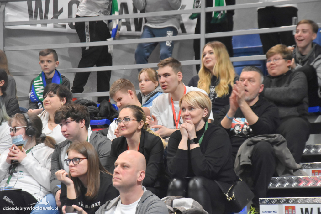 Kibice na meczu z Tartu Ülikool