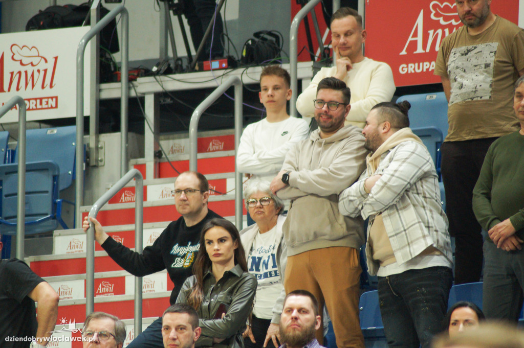 Kibice anwilu na finale ENBL