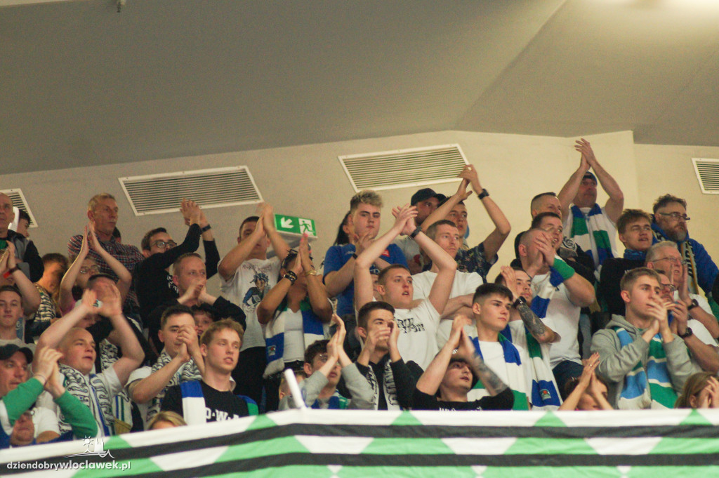 Kibice anwilu na finale ENBL