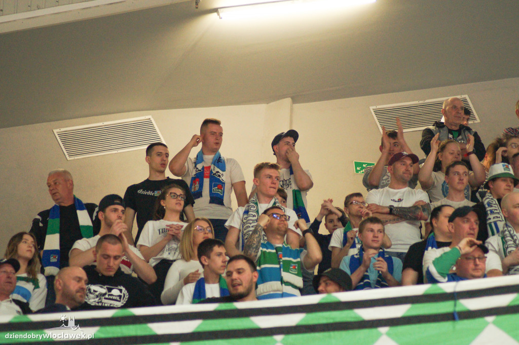 Kibice anwilu na finale ENBL