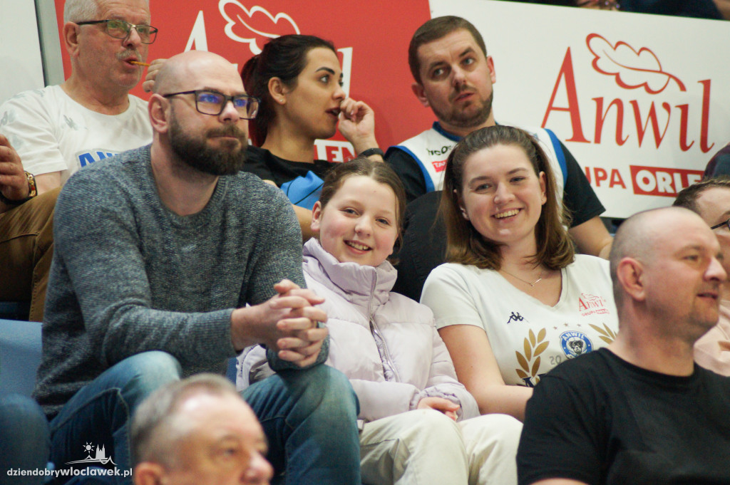 Kibice anwilu na finale ENBL