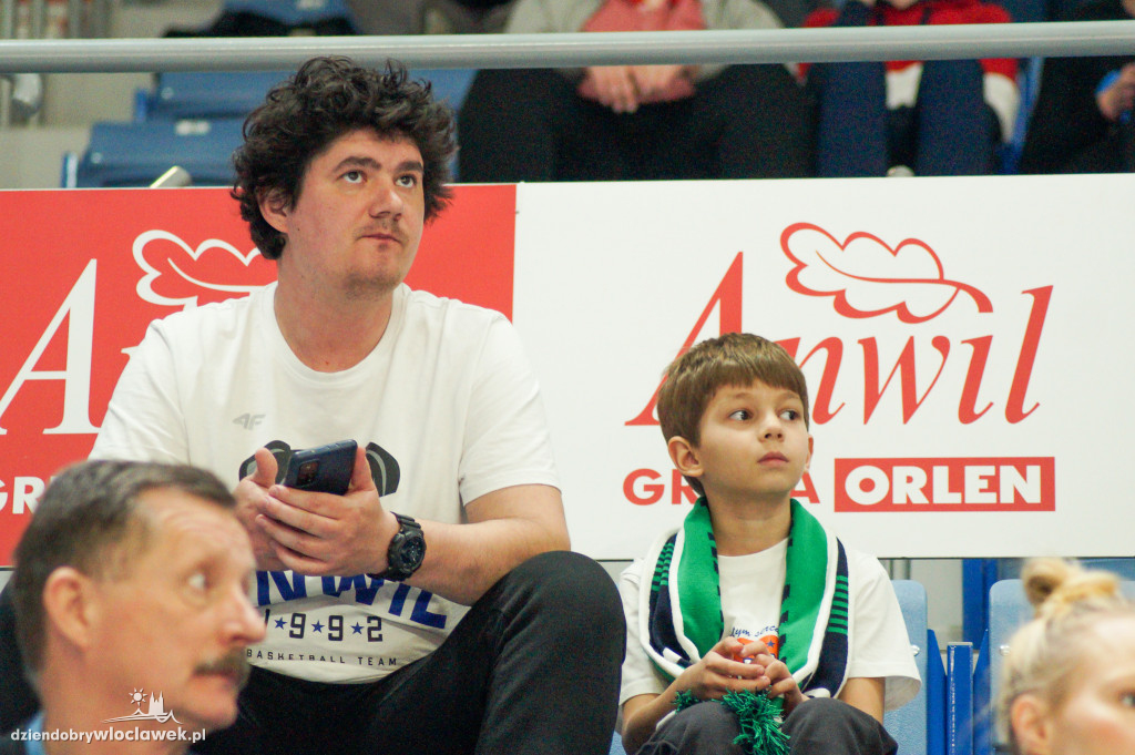 Kibice anwilu na finale ENBL