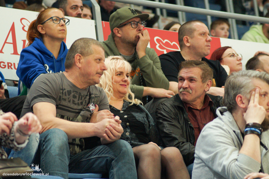 Kibice anwilu na finale ENBL