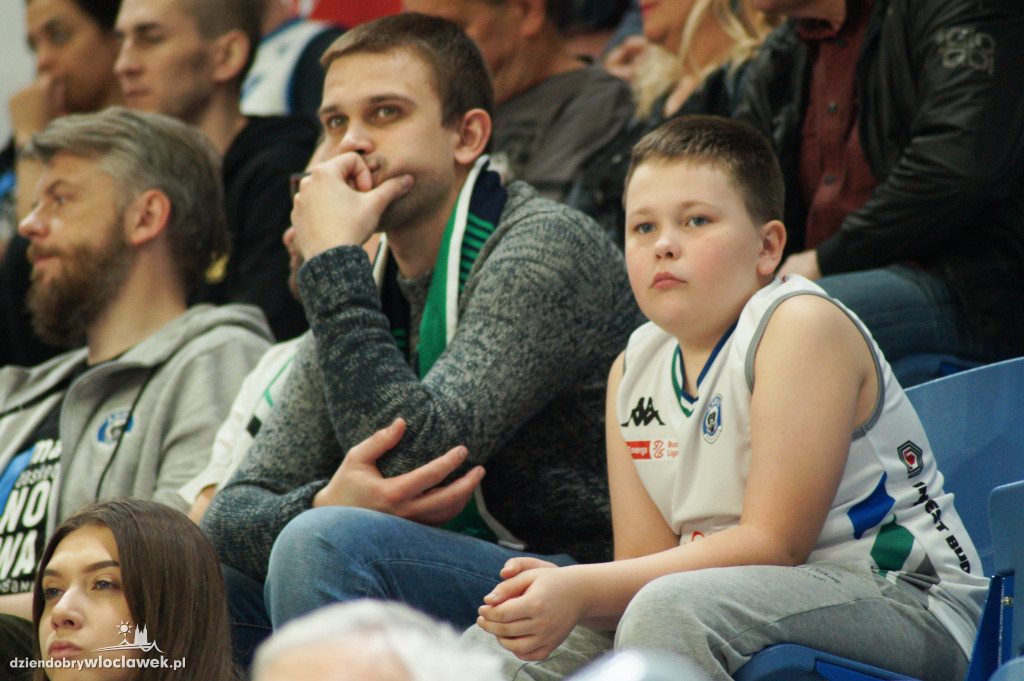 Kibice anwilu na finale ENBL