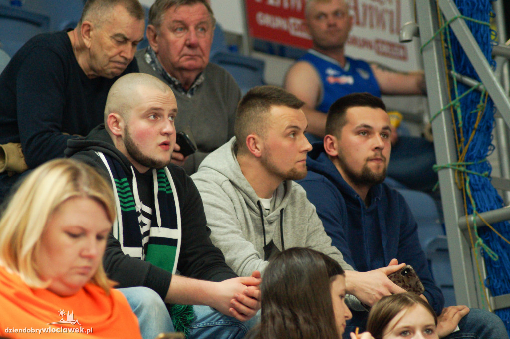 Kibice anwilu na finale ENBL