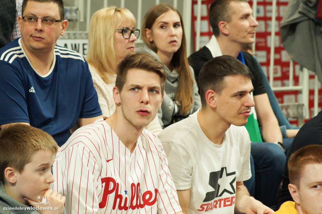 Kibice anwilu na finale ENBL
