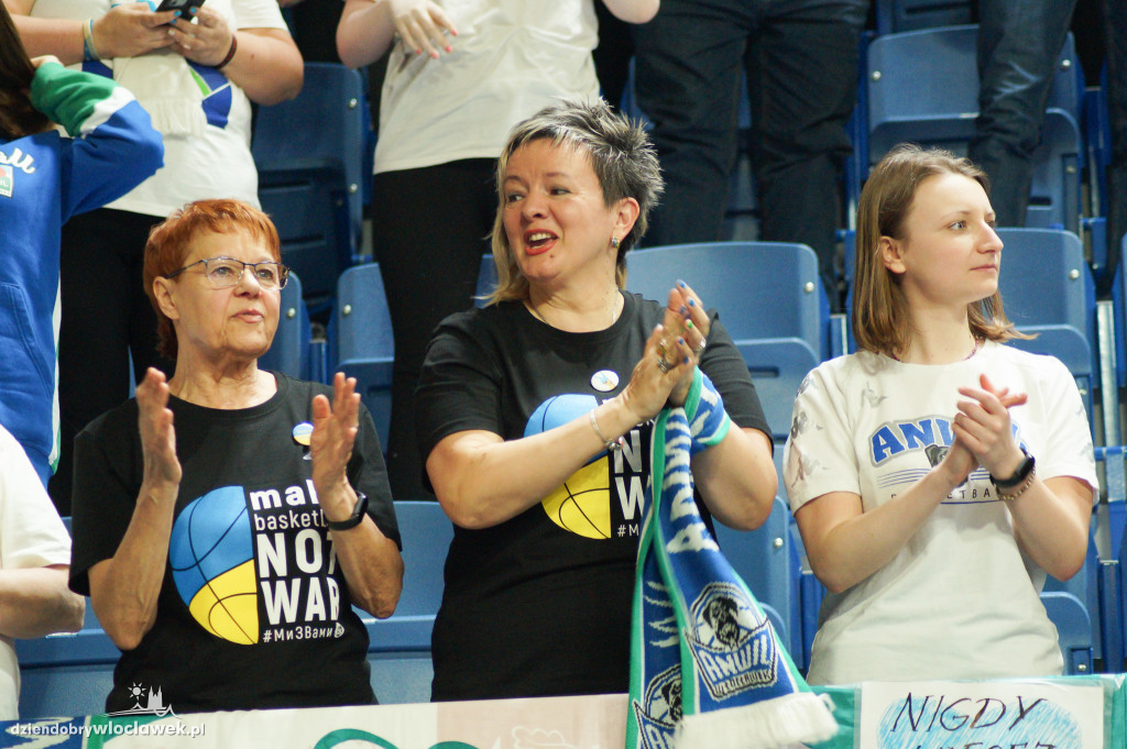 Kibice anwilu na finale ENBL