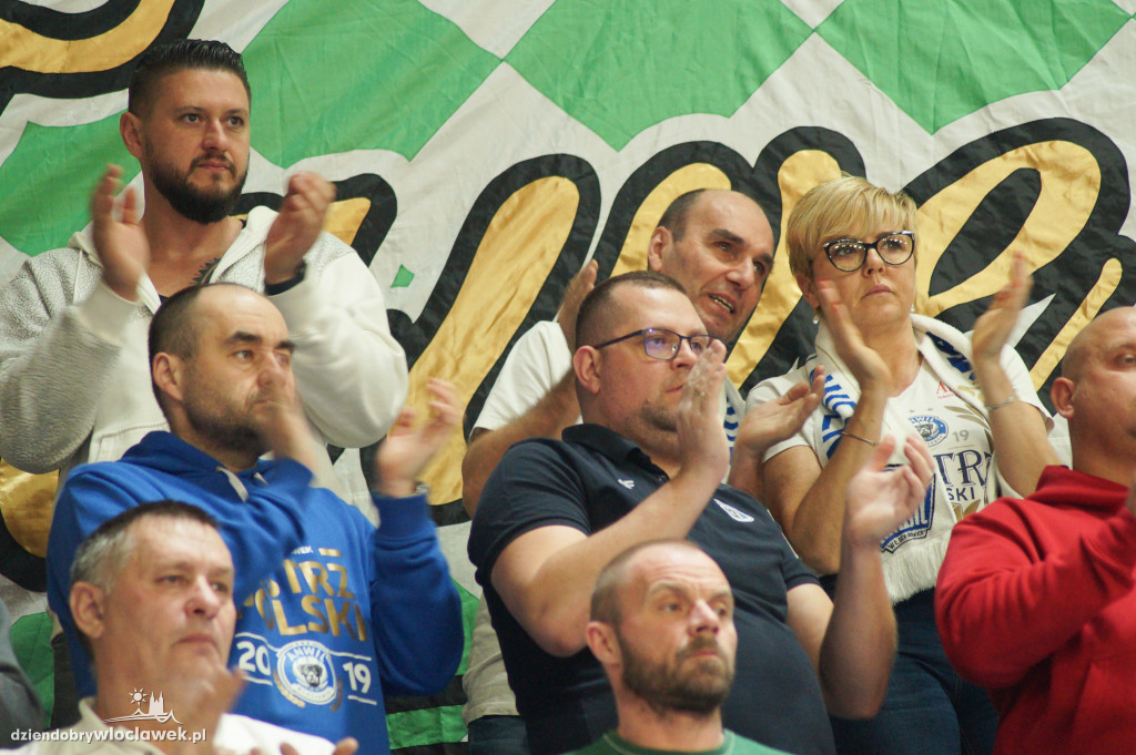 Kibice anwilu na finale ENBL