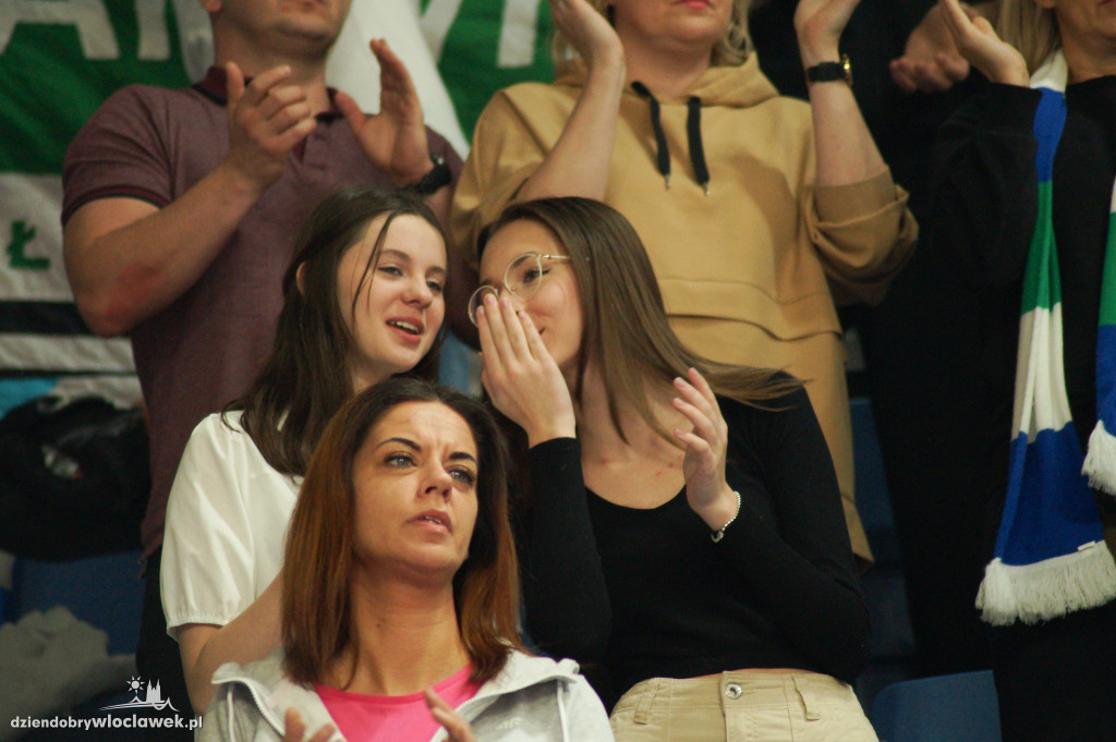 Kibice anwilu na finale ENBL