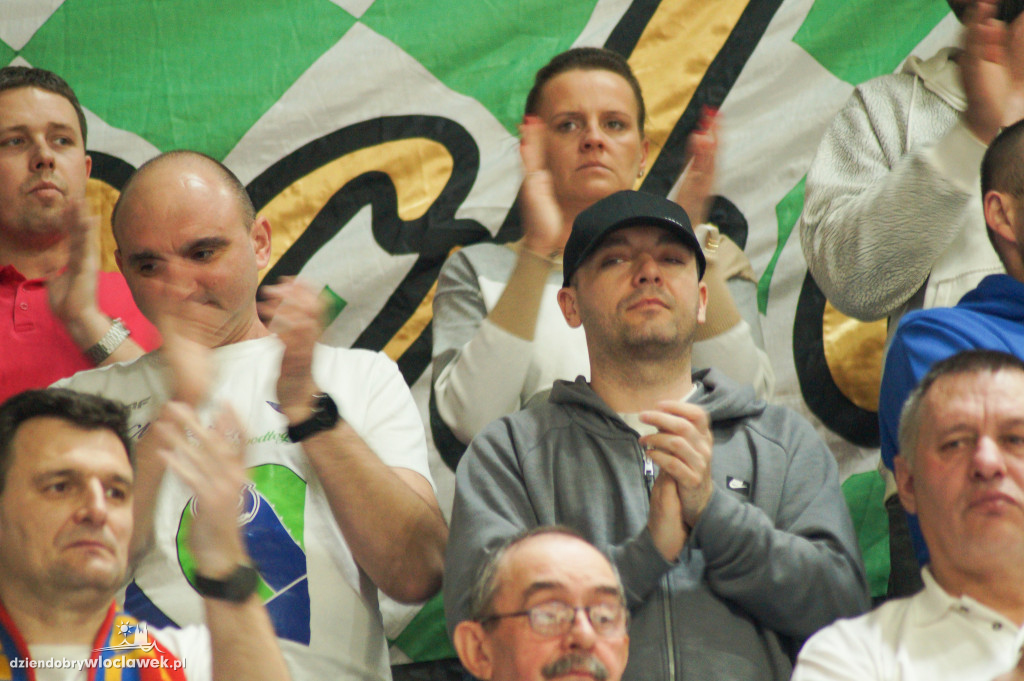 Kibice anwilu na finale ENBL
