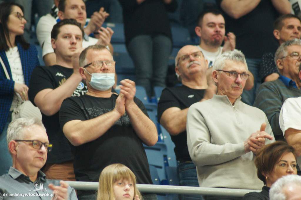 Kibice anwilu na finale ENBL