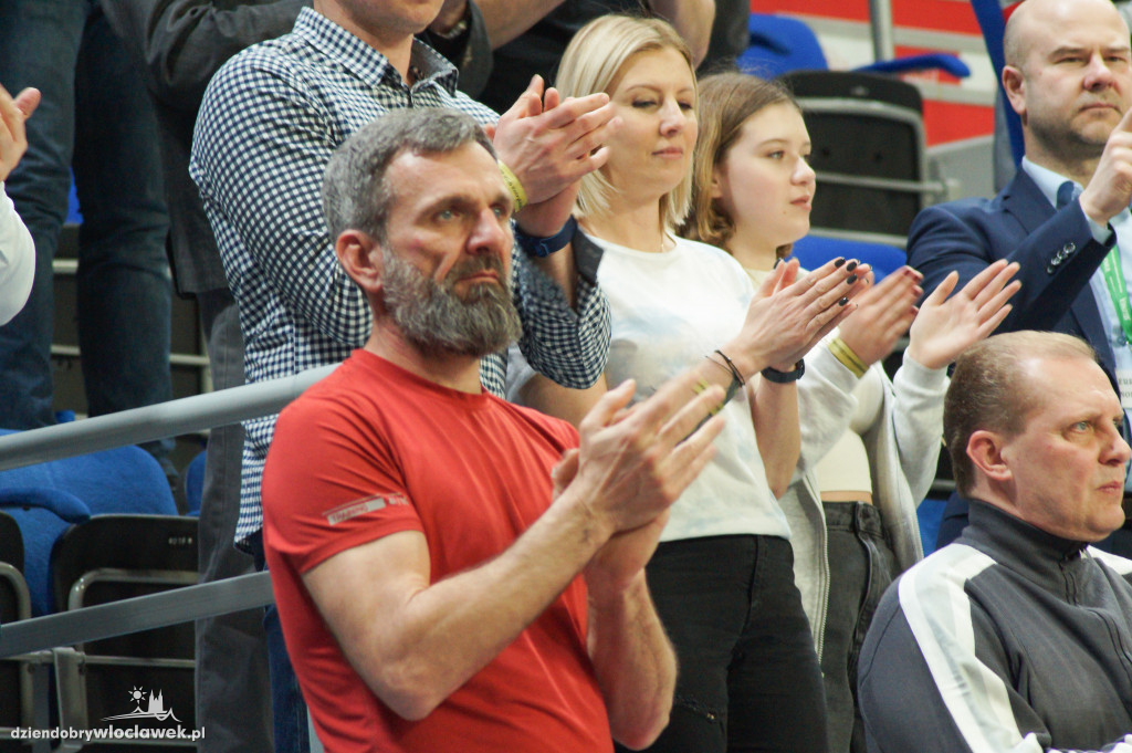 Kibice anwilu na finale ENBL