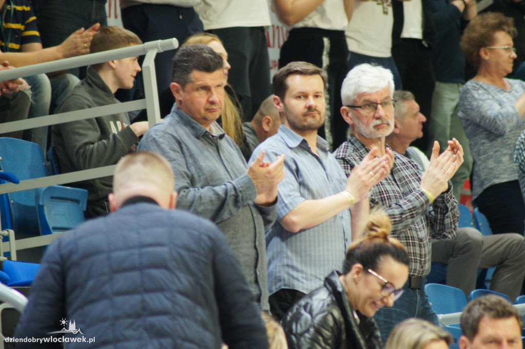 Kibice anwilu na finale ENBL