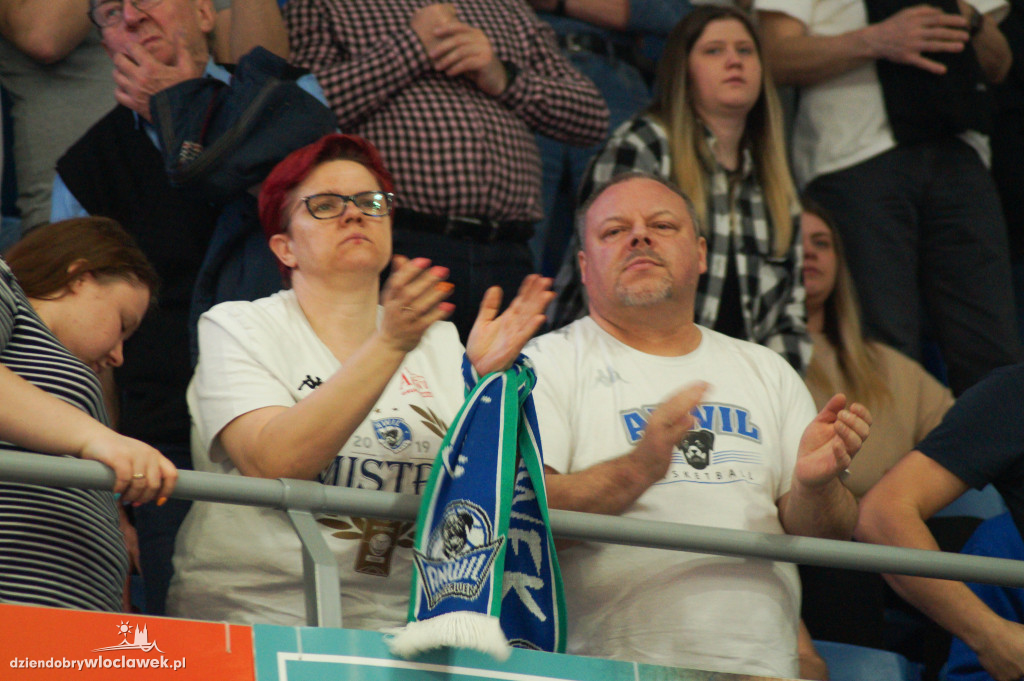 Kibice anwilu na finale ENBL