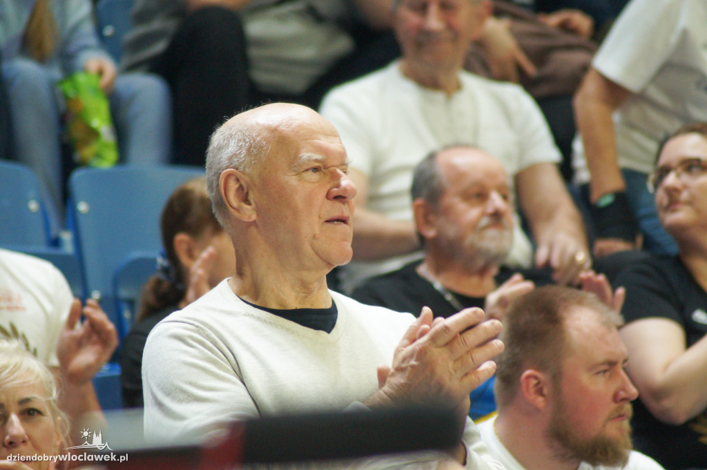 Kibice anwilu na finale ENBL