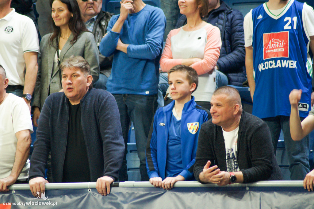 Kibice anwilu na finale ENBL