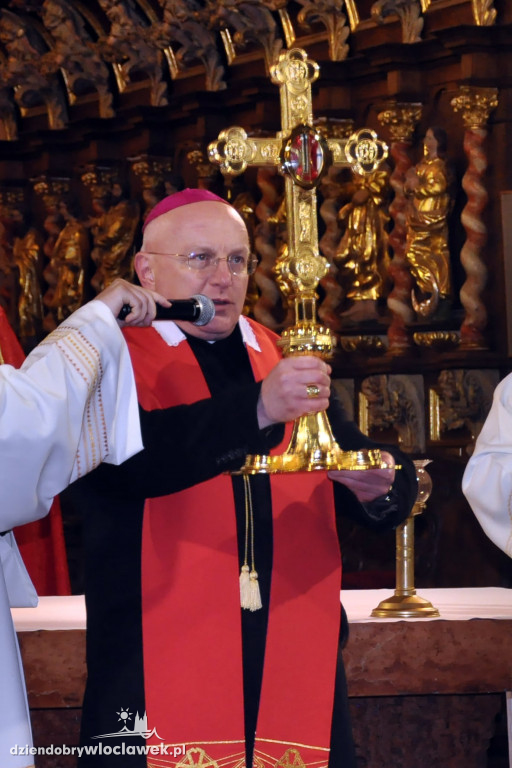 Z krzyżem przez Włocławek