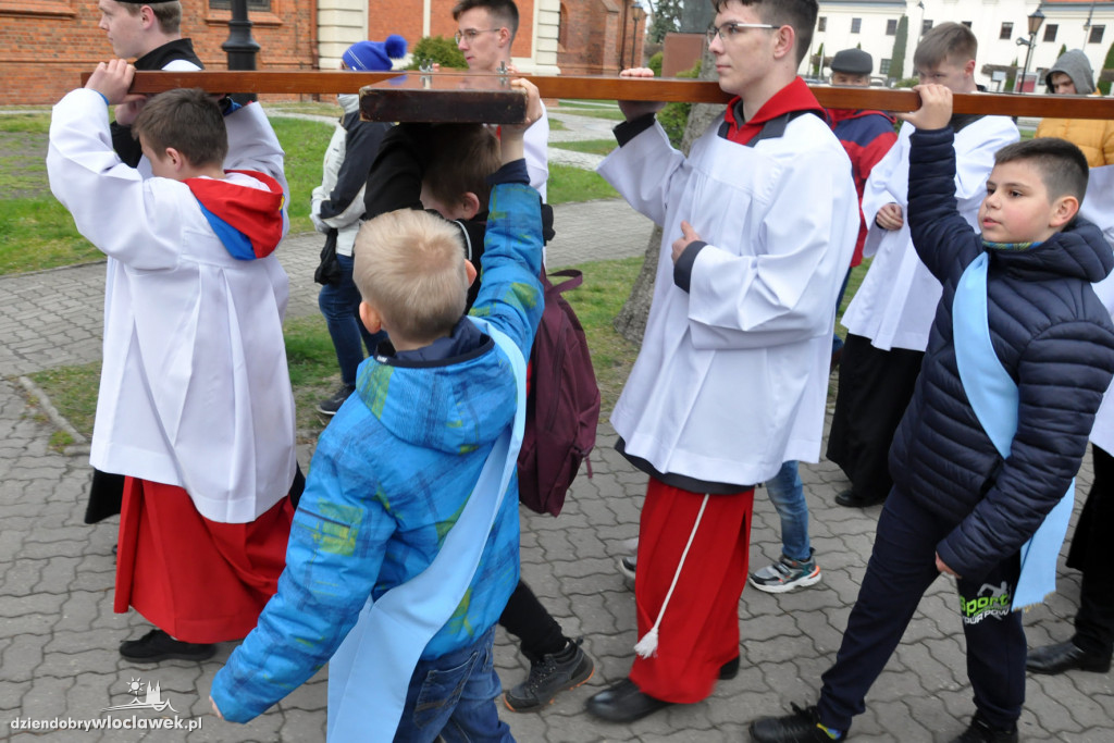 Z krzyżem przez Włocławek