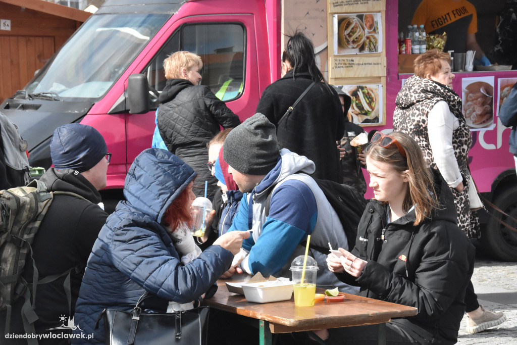 Festiwal Smaków Food Trucków na Zielonym Rynku