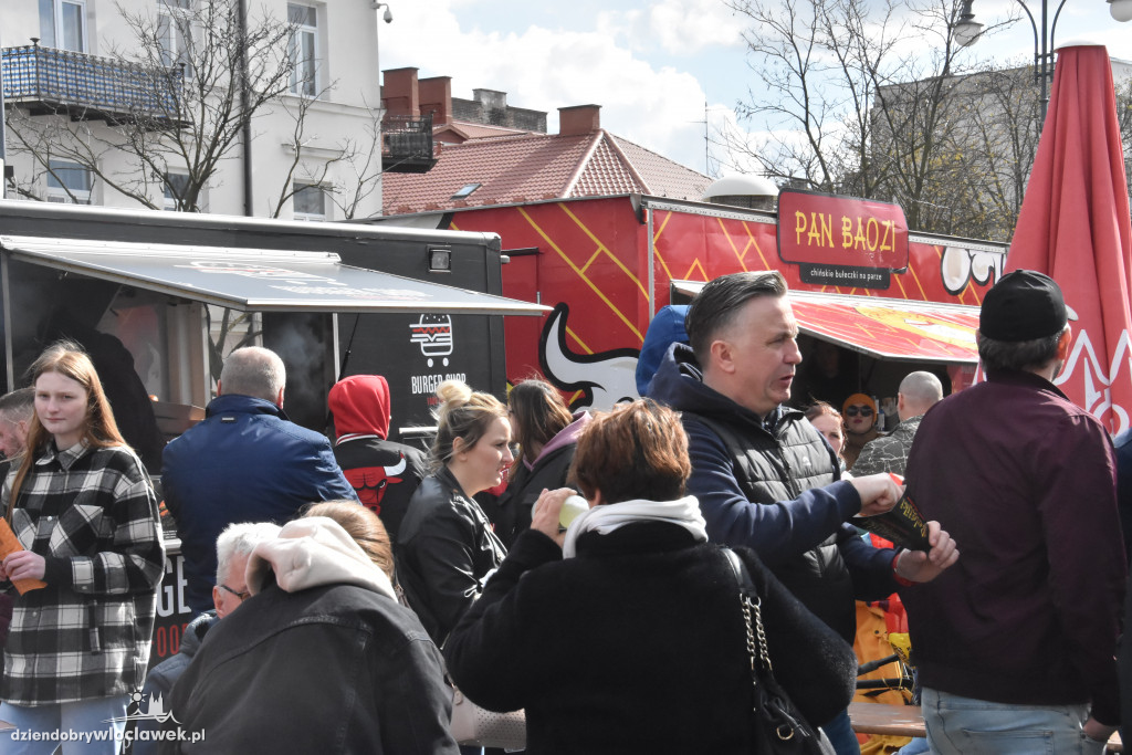 Festiwal Smaków Food Trucków na Zielonym Rynku