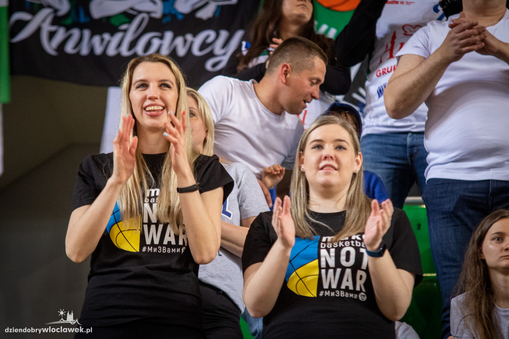 Kibice Anwilu na meczu w Bydgoszczy