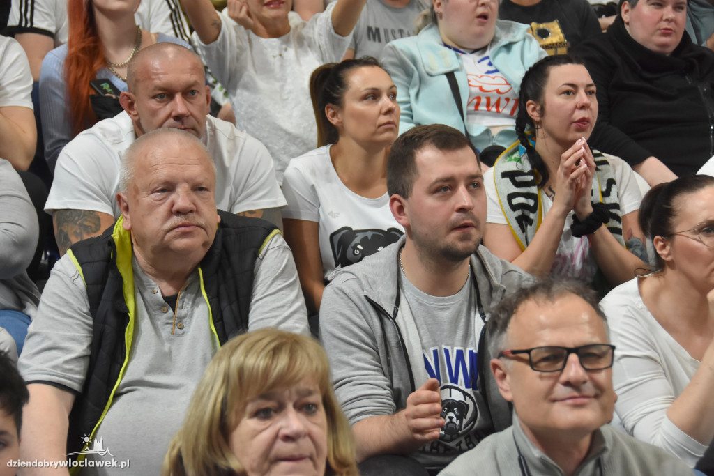 Kibice Anwilu Włocławek na II meczu play-off