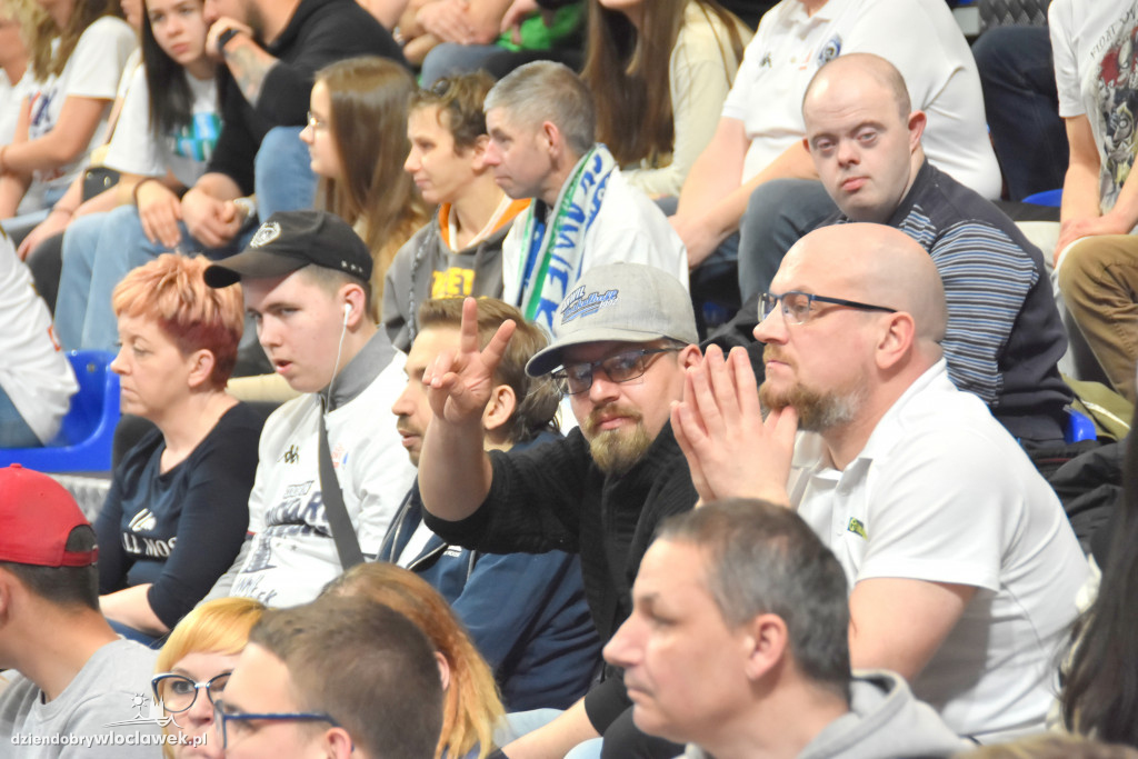 Kibice Anwilu Włocławek na II meczu play-off