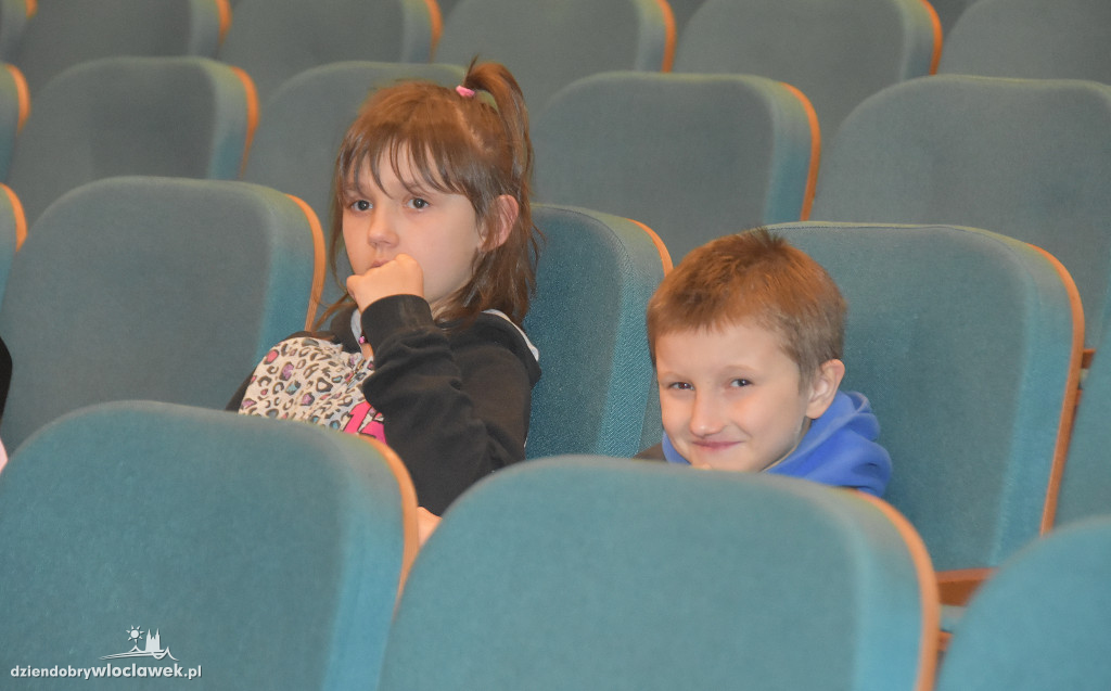 Spektakl 'W krainie snu' w Teatrze Impresaryjnym