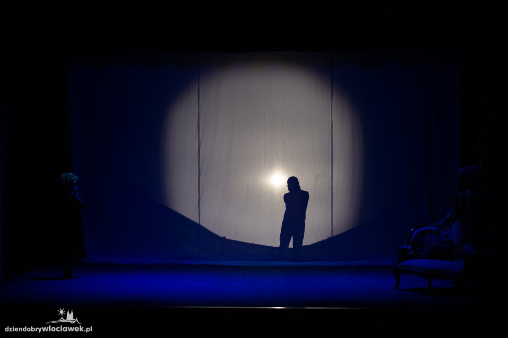 Spektakl 'W krainie snu' w Teatrze Impresaryjnym