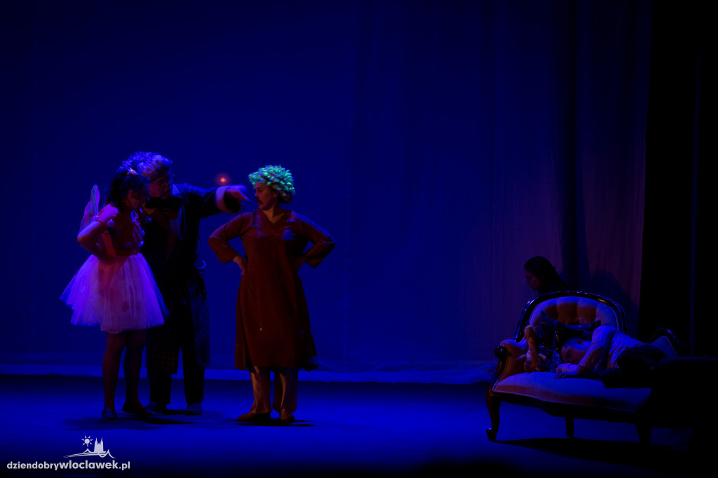 Spektakl 'W krainie snu' w Teatrze Impresaryjnym