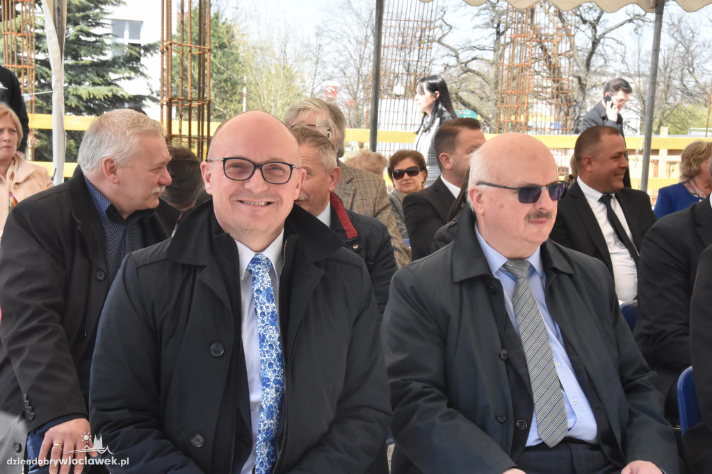 Powiatowe Centrum Zdrowia - akt erekcyjny
