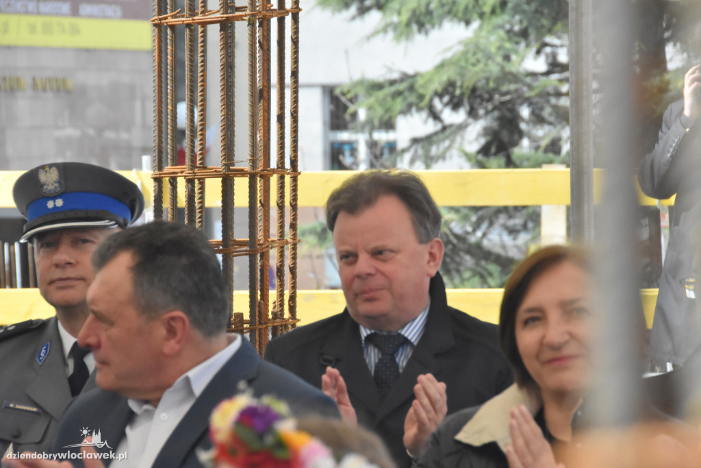Powiatowe Centrum Zdrowia - akt erekcyjny