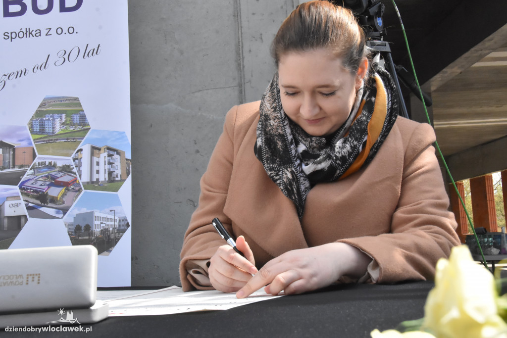 Powiatowe Centrum Zdrowia - akt erekcyjny