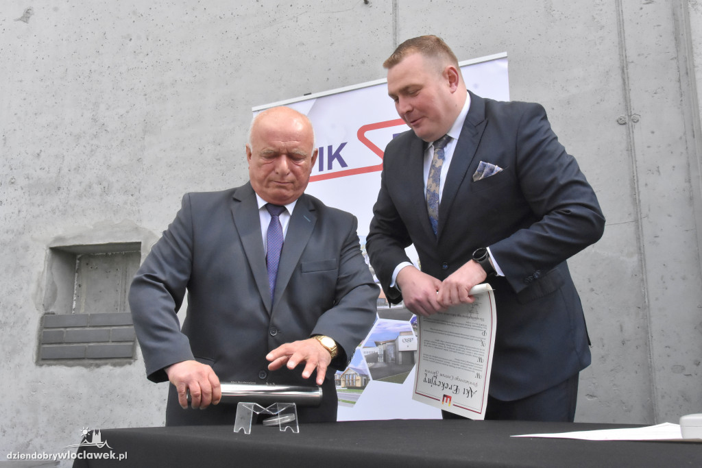 Powiatowe Centrum Zdrowia - akt erekcyjny
