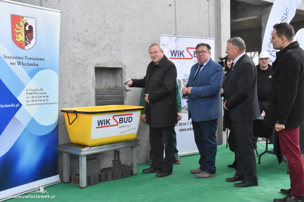 Powiatowe Centrum Zdrowia - akt erekcyjny