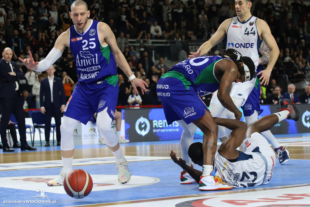 Anwil vs Twarde Pierniki - mecz 4
