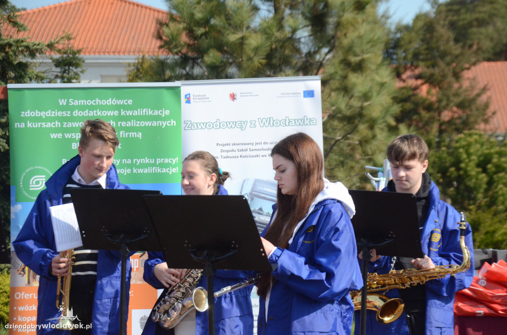 Biegaj z Samochodówką