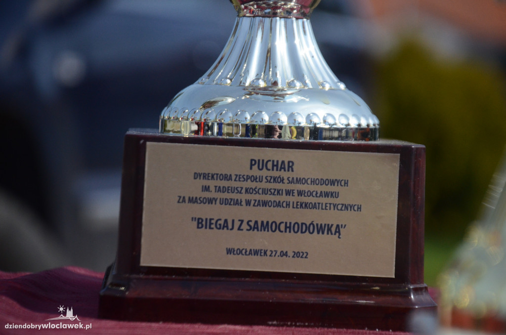 Biegaj z Samochodówką