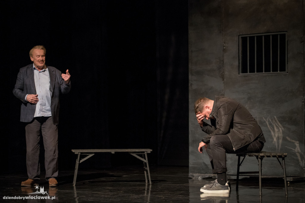 Olbrychski i Karolak w teatrze