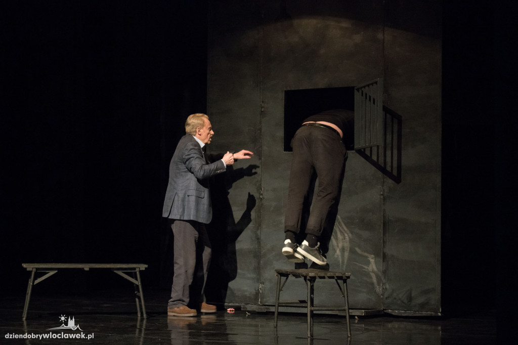 Olbrychski i Karolak w teatrze