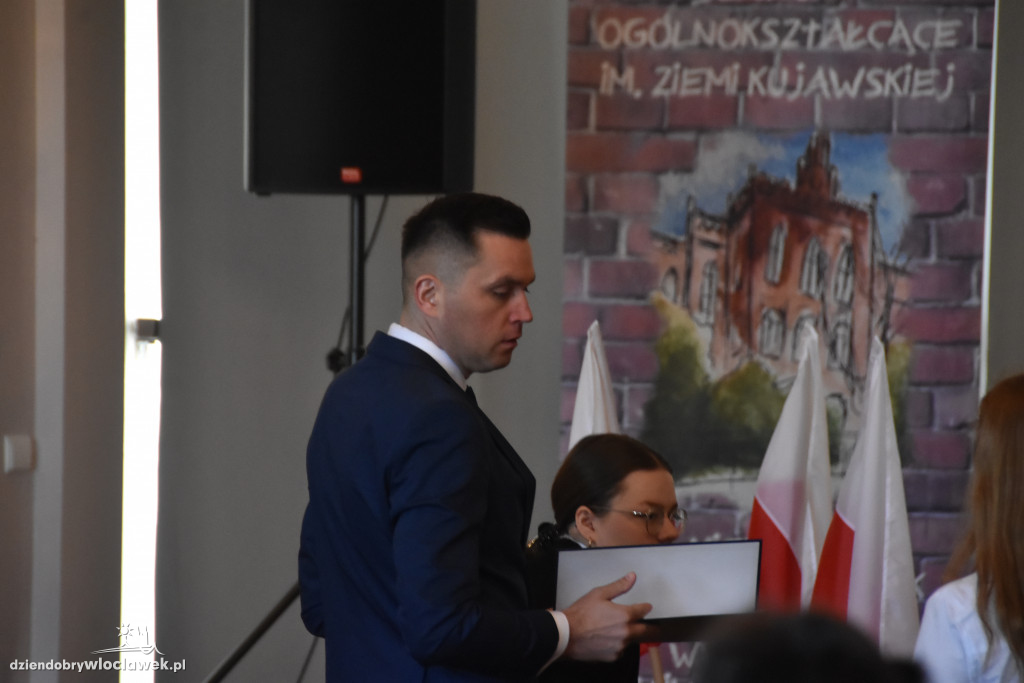 Zakończenie roku szkolnego maturzystów w LZK