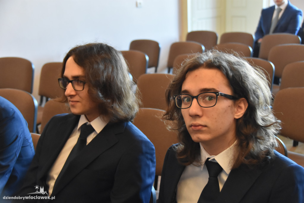 Zakończenie roku szkolnego maturzystów w LZK