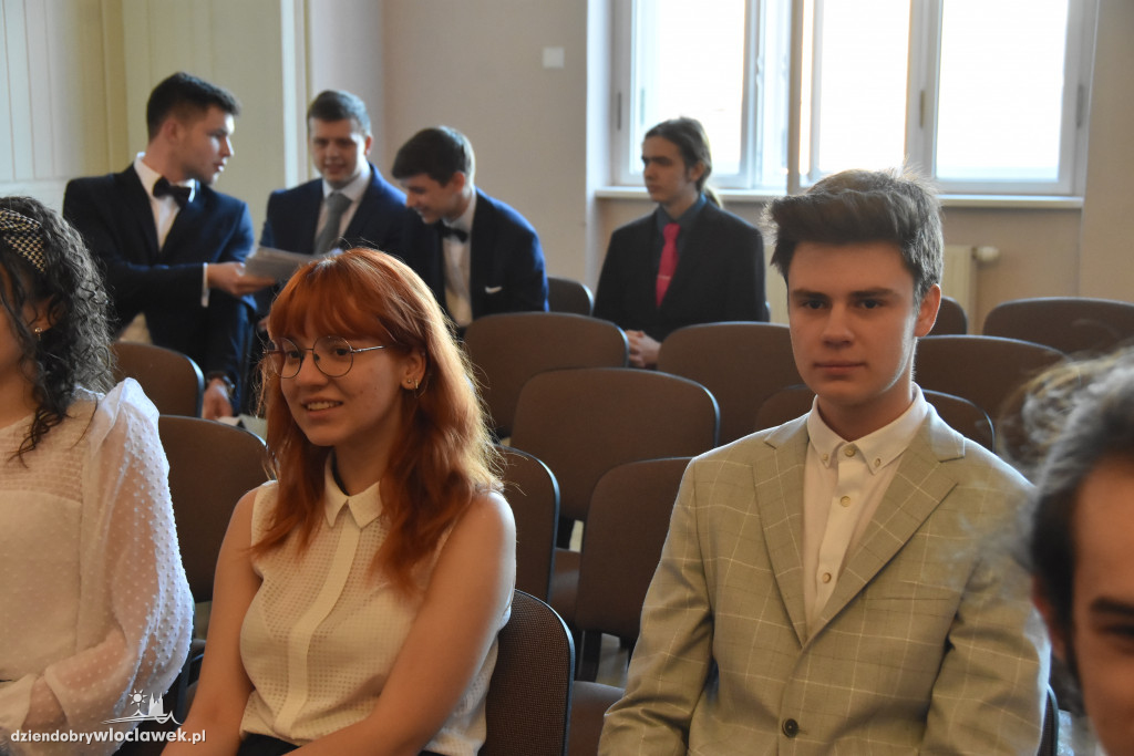 Zakończenie roku szkolnego maturzystów w LZK