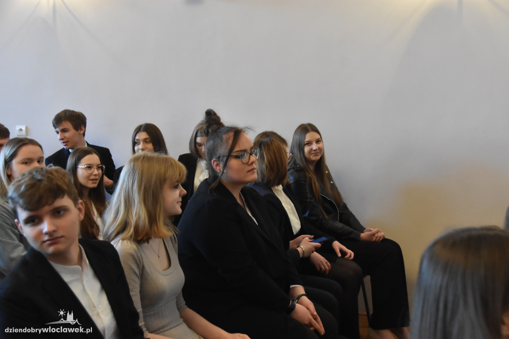 Zakończenie roku szkolnego maturzystów w LZK