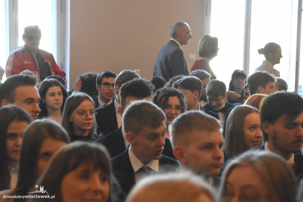 Zakończenie roku szkolnego maturzystów w LZK