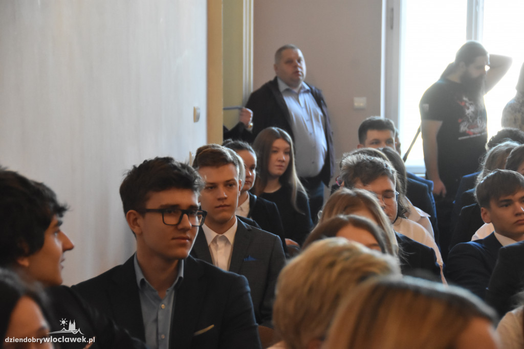 Zakończenie roku szkolnego maturzystów w LZK
