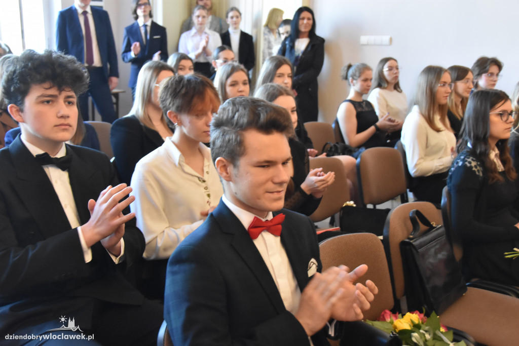 Zakończenie roku szkolnego maturzystów w LZK